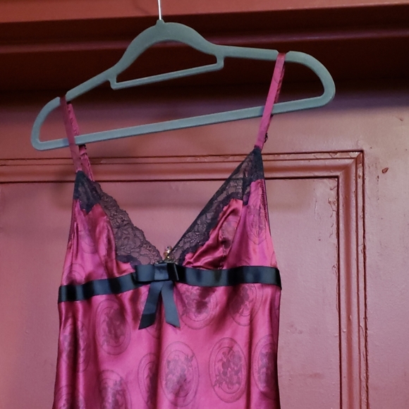 VICTORIA SECRET SILK NEGLIGEE SIZE SMALL - Picture 6 of 7